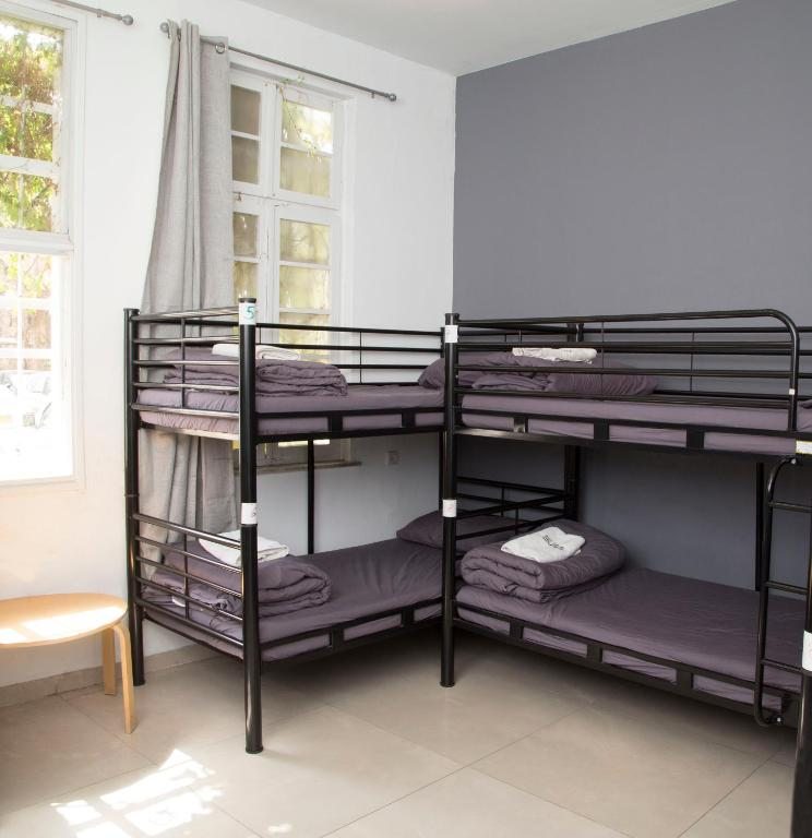 Номер (Кровать в общем 6-местном номере для мужчин и женщин) хостела Hostel BU93, Тель-Авив
