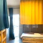 Номер (Кровать в общем 8-местном номере для мужчин и женщин), Pepo Hostel Tel Aviv