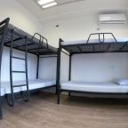 Номер (Спальное место в общем 7-местном номере для мужчин и женщин), Haifa Hostel