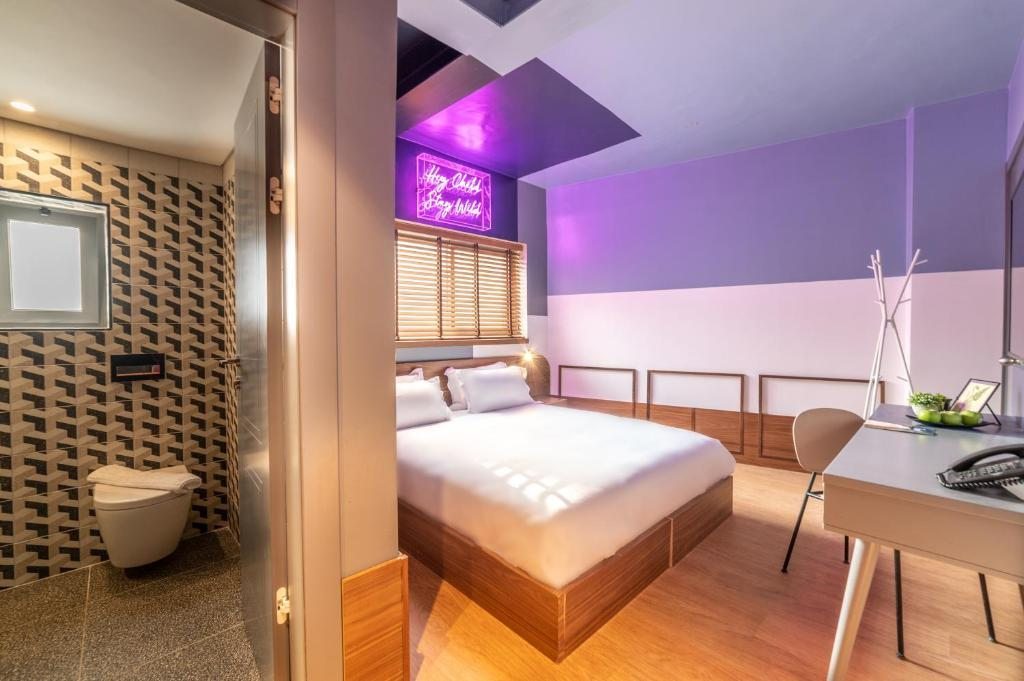 Двухместный (Улучшенный просторный двухместный номер с 1 кроватью или 2 отдельными кроватями) отеля Stay Inn Hostel, Иерусалим