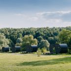 Капсула (River Lodge), Загородный отель Pine River