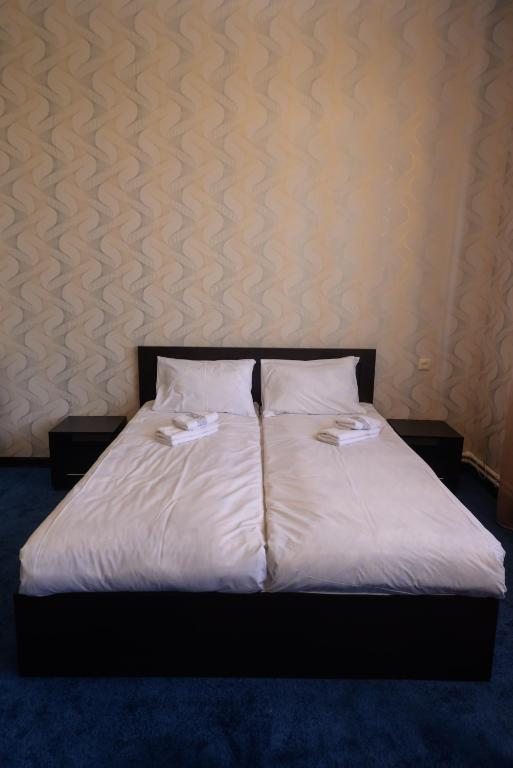 Двухместный (Двухместный номер Делюкс с 1 кроватью и душем) отеля Olympic, Гюмри