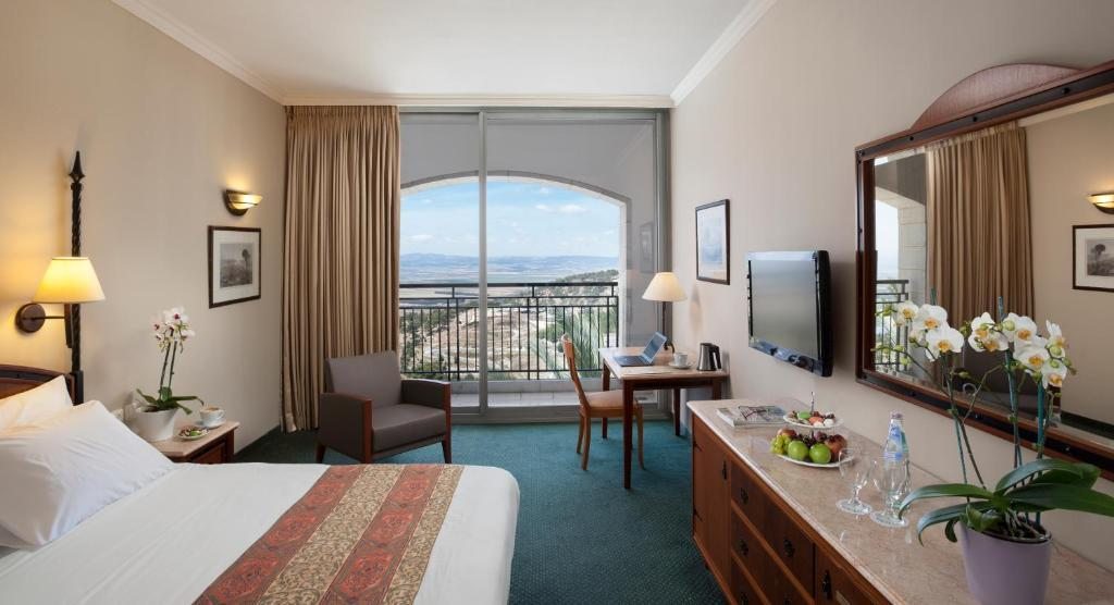 Двухместный (Двухместный номер «Комфорт» с 1 кроватью или 2 отдельными кроватями) отеля Golden Crown Hotel, Назарет