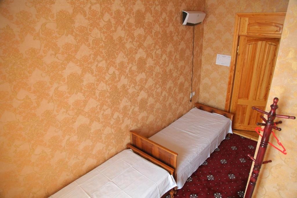 Трехместный (Роскошный трехместный номер), Hostel Gulsara