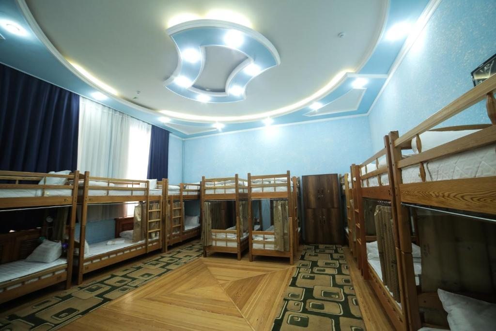 Номер (Спальное место на двухъярусной кровати в общем номере для мужчин) хостела Rakat Hostel, Ташкент