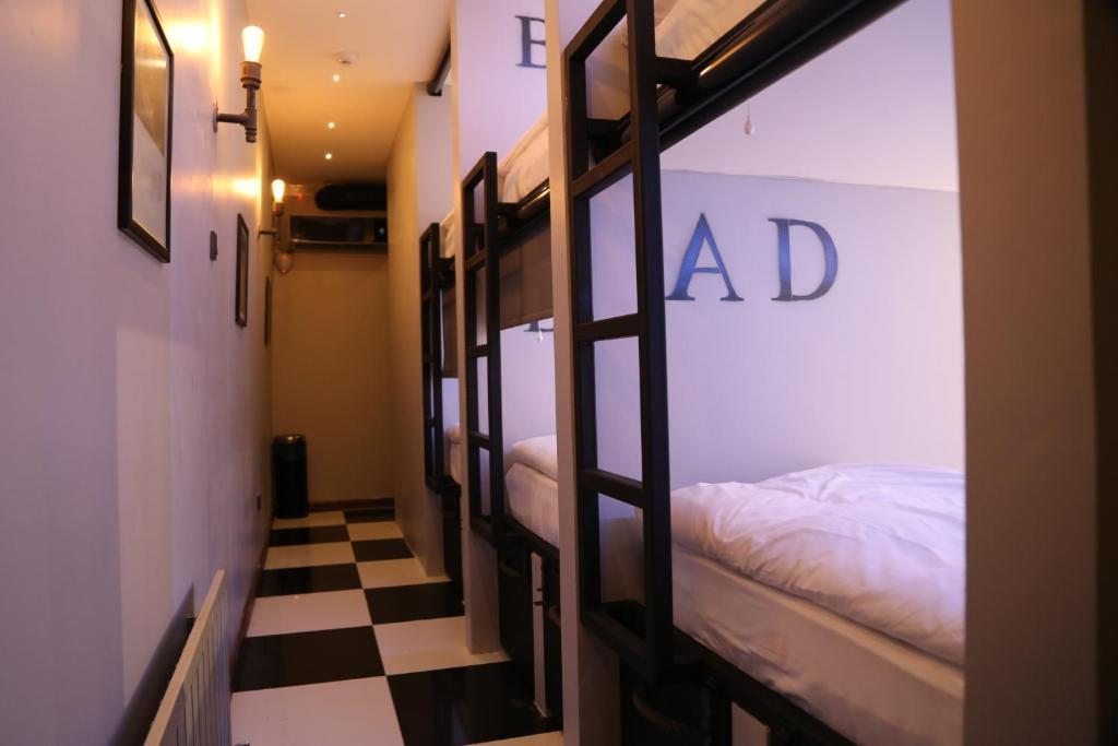 Номер (Односпальная кровать в общем номере с 6 кроватями) хостела Hanchi Hostel, Стамбул