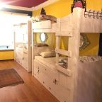 Номер (Кровать в общем номере для женщин с 4 кроватями), Tune Hostel