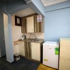 Номер (Кровать в общем 6-местном номере для женщин), yolohostel