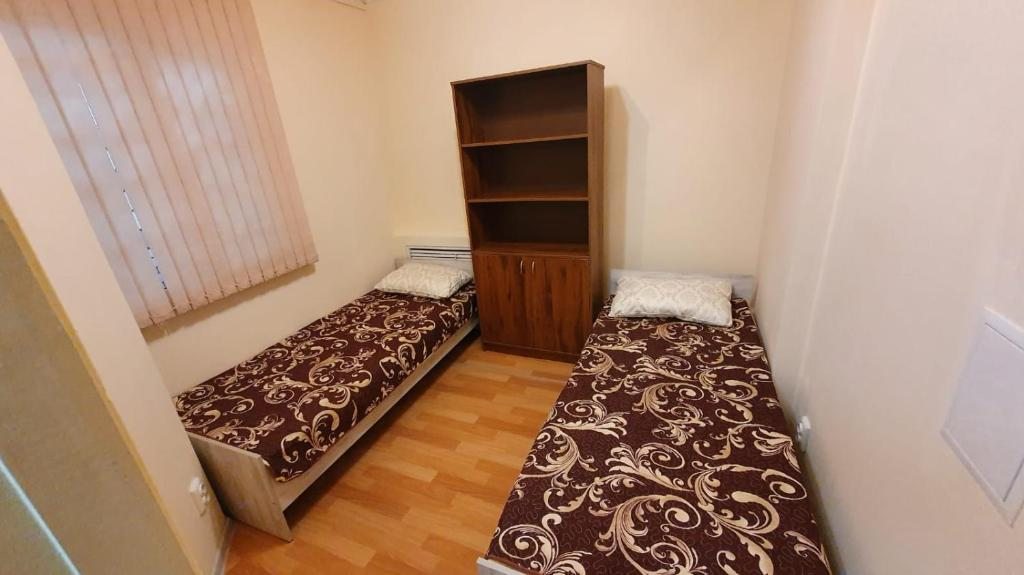 Двухместный (Двухместный номер с 2 отдельными кроватями) хостела Family, Алматы