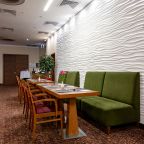 Garden Grille&Bar, Отель Hilton Garden Inn Krasnoyarsk