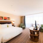 Полулюкс, Отель Hilton Garden Inn Krasnoyarsk