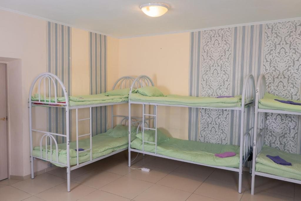 Номер (Спальное место на двухъярусной кровати в общем номере для мужчин) хостела Like Home Hostel Almaty, Алматы