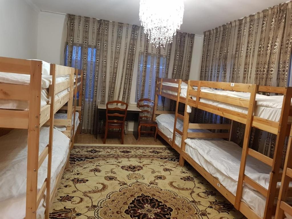 Номер (Спальное место на двухъярусной кровати в общем номере для мужчин и женщин) хостела Stella Hostel, Алматы