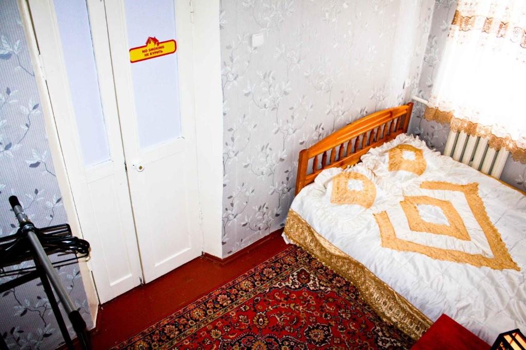 Двухместный (Двухместный номер с 1 кроватью) хостела House, Шымкент