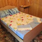 Трехместный (Бюджетный трехместный номер), Семейный отель Три енота