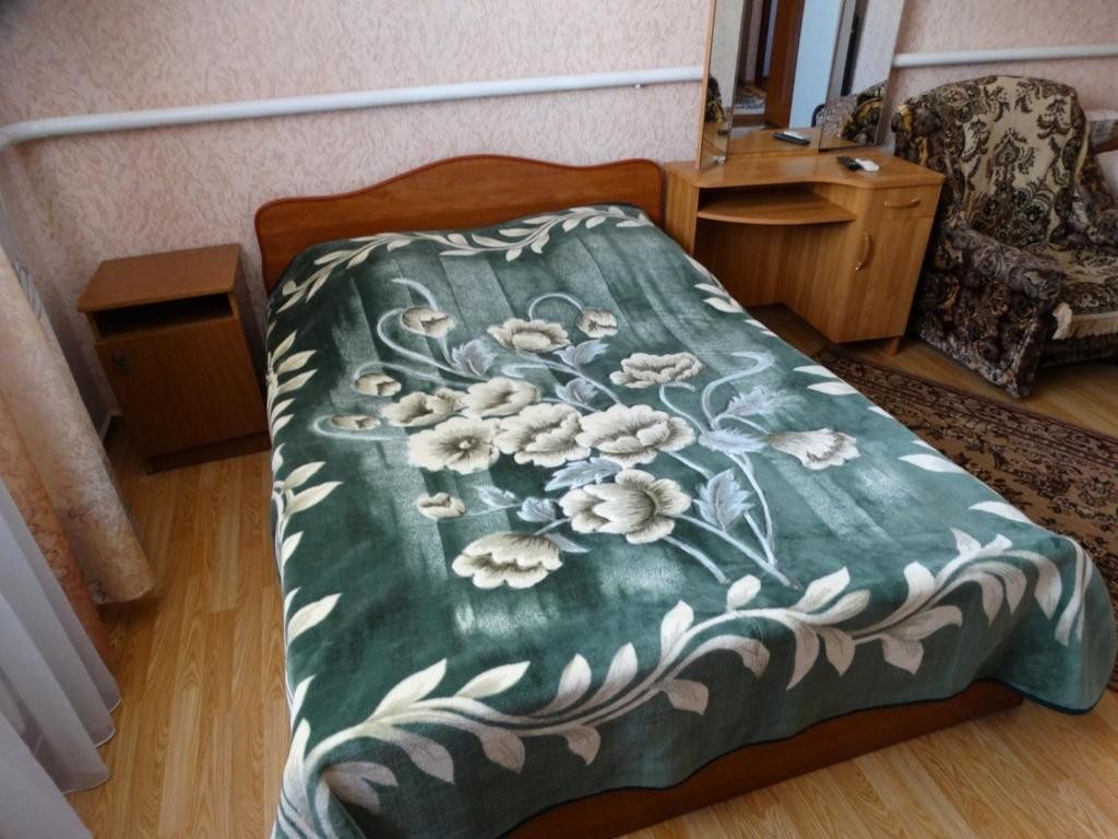 Четырехместный (Четырехместный номер с душем) гостевого дома На Крымской 55, Анапа