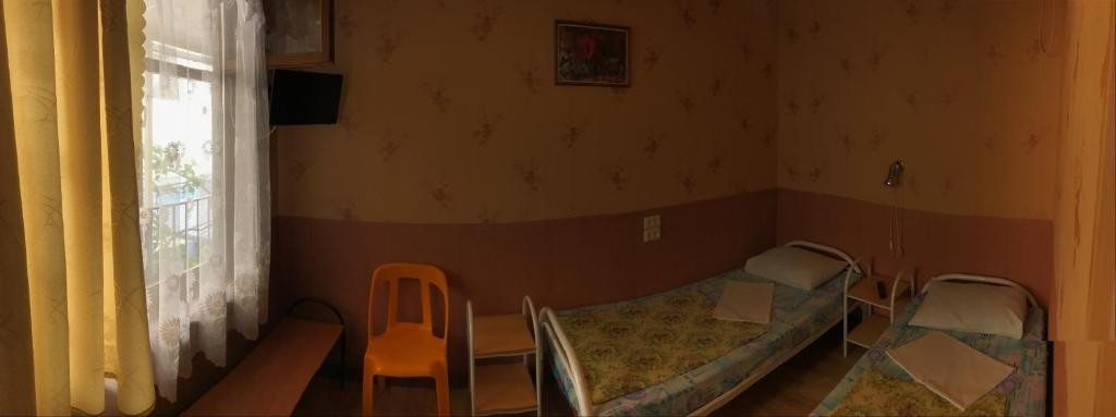 Двухместный (Двухместный номер с 2 отдельными кроватями) гостевого дома на улице Кати Соловьяновой, 36, Анапа