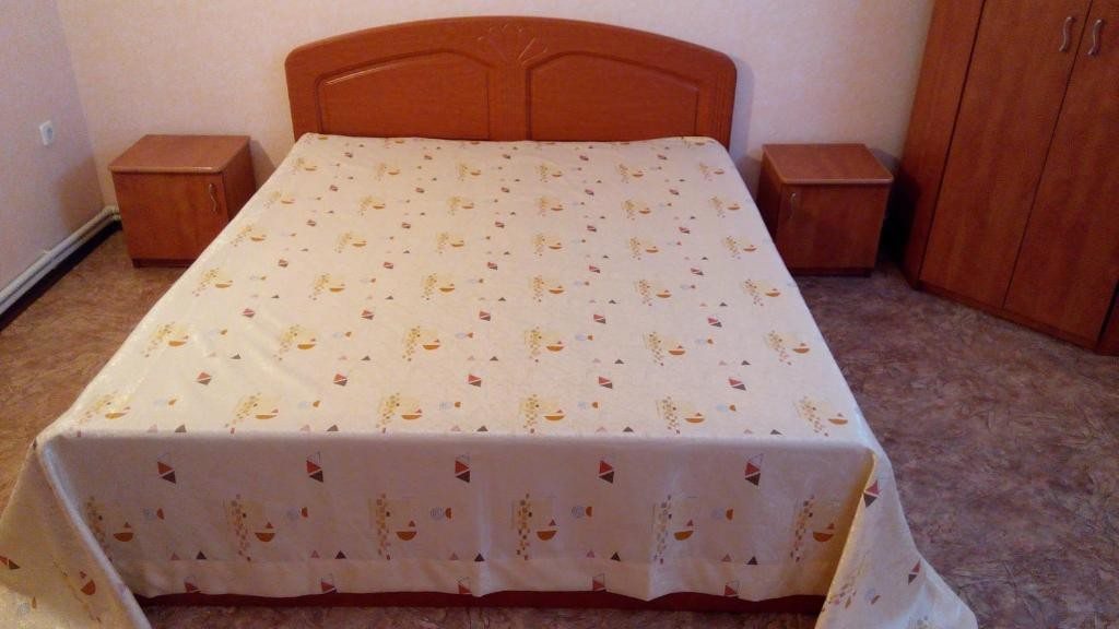 Семейный (Улучшенный семейный номер с 2 спальнями), Гостевой дом Красный