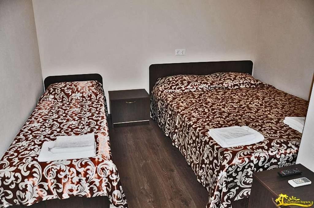 Двухместный (Бюджетный двухместный номер с 2 отдельными кроватями) гостевого дома На Гоголя 36А, Анапа