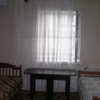 Трехместный (Бюджетный трехместный номер), Гостевой дом Светлана на Самбурова