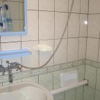 Трехместный (Трехместный номер), Гостевой дом Светлана на Самбурова