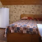 Двухместный (Стандартный двухместный номер с 2 отдельными кроватями), Гостевой дом Светлана на Самбурова