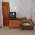 Трехместный (Улучшенный трехместный номер), Гостевой дом у Чёрного моря