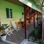 Трехместный (Улучшенный трехместный номер), Гостевой дом у Чёрного моря