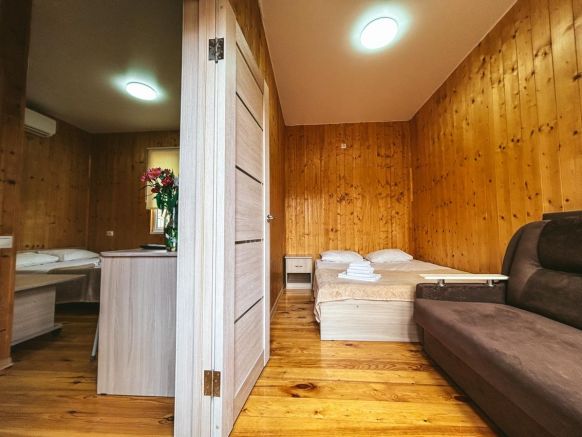 Фотография номера гостевого дома Зима-Лето