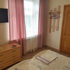 Двухместный (Двухместный номер с 2 отдельными кроватями и балконом.), Гостевой дом На Аллее