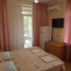 Двухместный (Двухместный номер с 2 отдельными кроватями и балконом.), Гостевой дом На Аллее