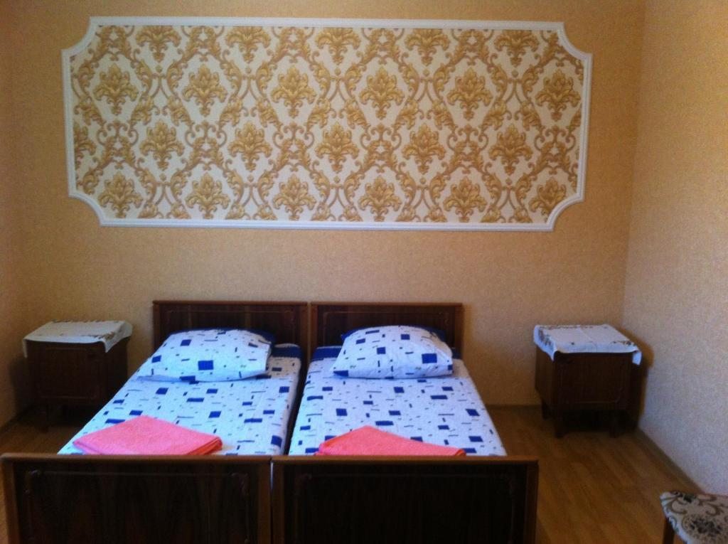 Двухместный (Большой двухместный номер с 2 отдельными кроватями) гостевого дома На Краснозеленых, Анапа