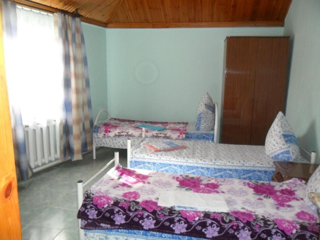 Четырехместный (Четырехместный номер с душем), Гостевой дом На Тургенева 261а