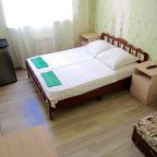 Двухместный (Двухместный номер с двуспальной кроватью и дополнительной кроватью), Гостевой дом Моника