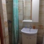 Двухместный (Двухместный номер с двуспальной кроватью и дополнительной кроватью), Гостевой дом Виола