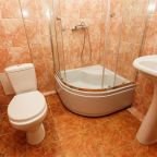 Трёхместный и более (Трехместный номер Стандарт), Гостиница У моря