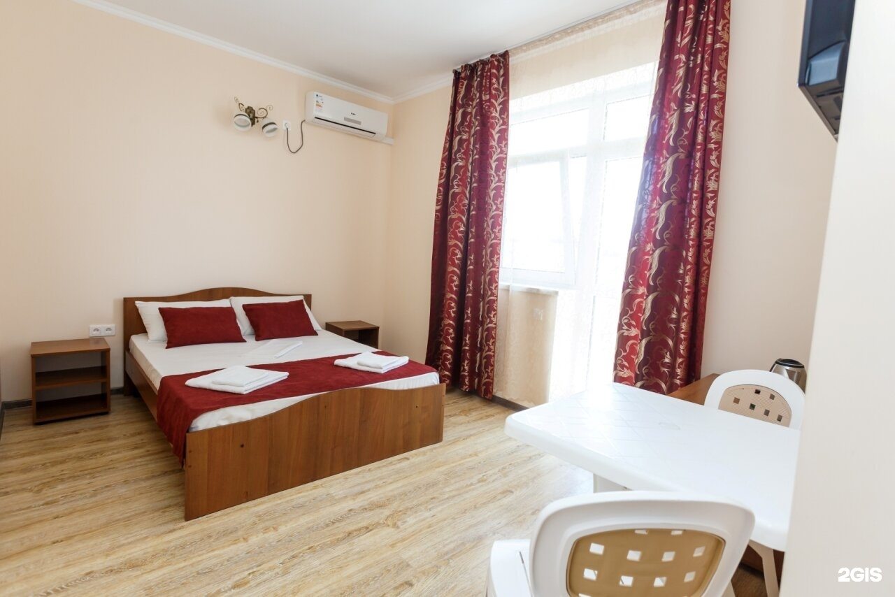 Четырехместный (Четырехместный номер Комфорт с террасой), Гостиница У моря