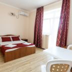 Четырехместный (Четырехместный номер Комфорт с террасой), Гостиница У моря