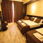 Трехместный (Классический трехместный номер), Гостевой дом Ной