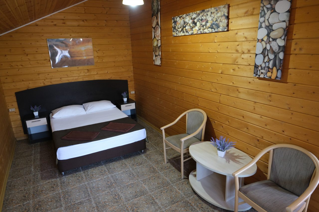 Номер (Эко Домик 2-двухкомнатный), База отдыха Русалочка