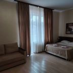 Трёхместный и более (Комфорт с балконом), Гостевой дом Нерей