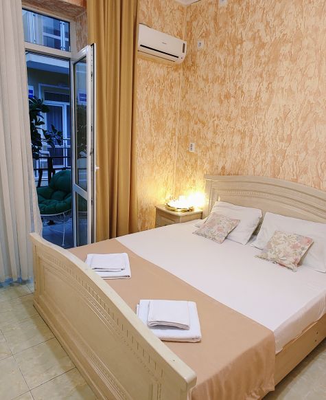 Фотография номера гостевого дома Золотой берег