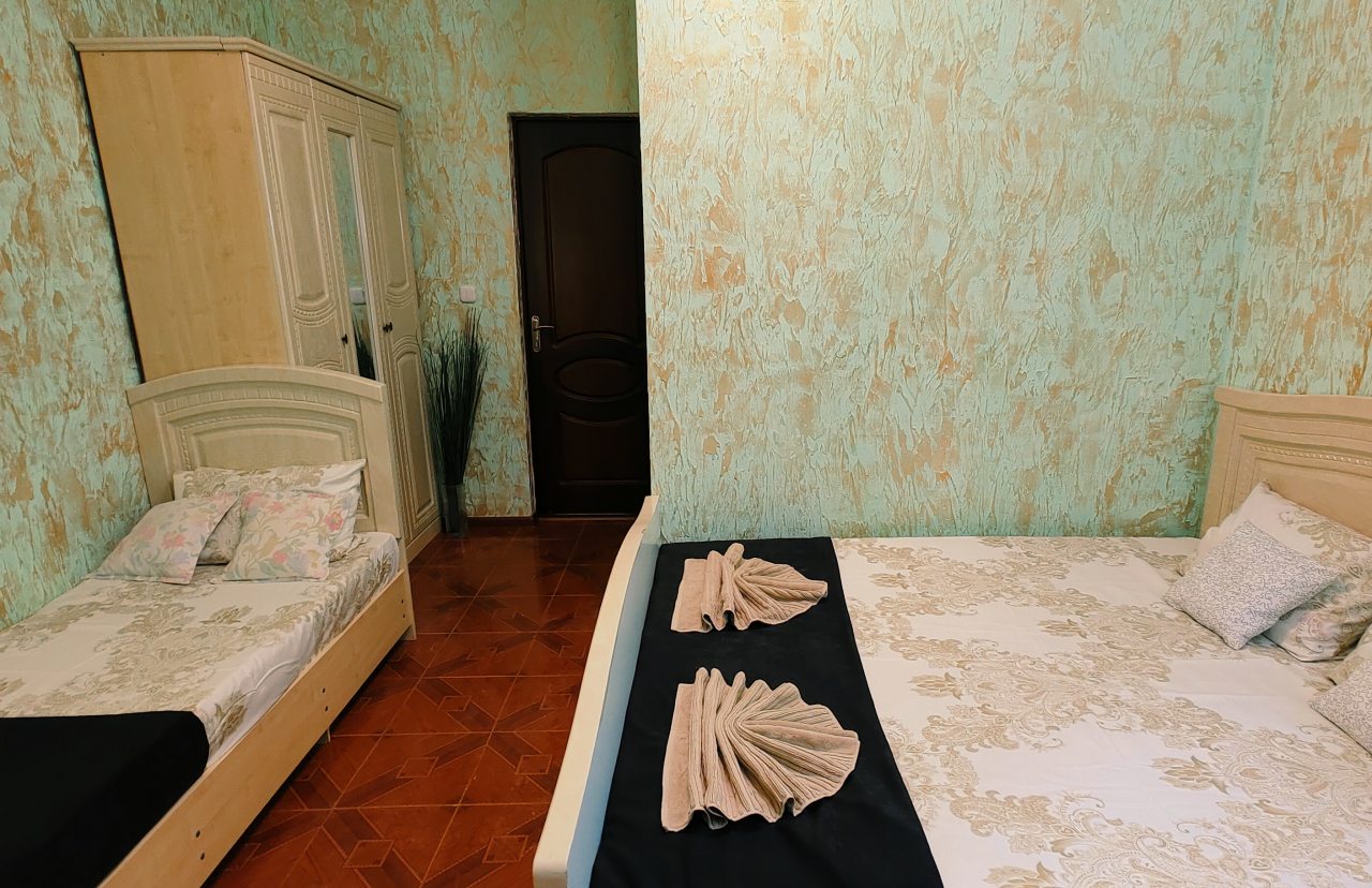 Трехместный (Комфорт), Гостиница Золотой берег