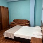 Люкс (Двухкомнатный 4-х (5-ти) местный Комфорт с балконом на бассейн), Отель Мегаполис