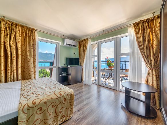 Фотография номера гостиницы Людмила