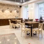 Рабочая зона с оргтехникой в лобби, Отель Северный Цветок