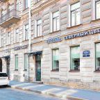 Общественная парковка, Отель Северный Цветок