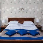 Двухместный (Номер Делюкс с кроватью размера «king-size»), Отель Северный Цветок