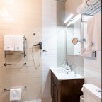 Двухместный (Улучшенный двухместный номер с 1 кроватью), Отель Северный Цветок