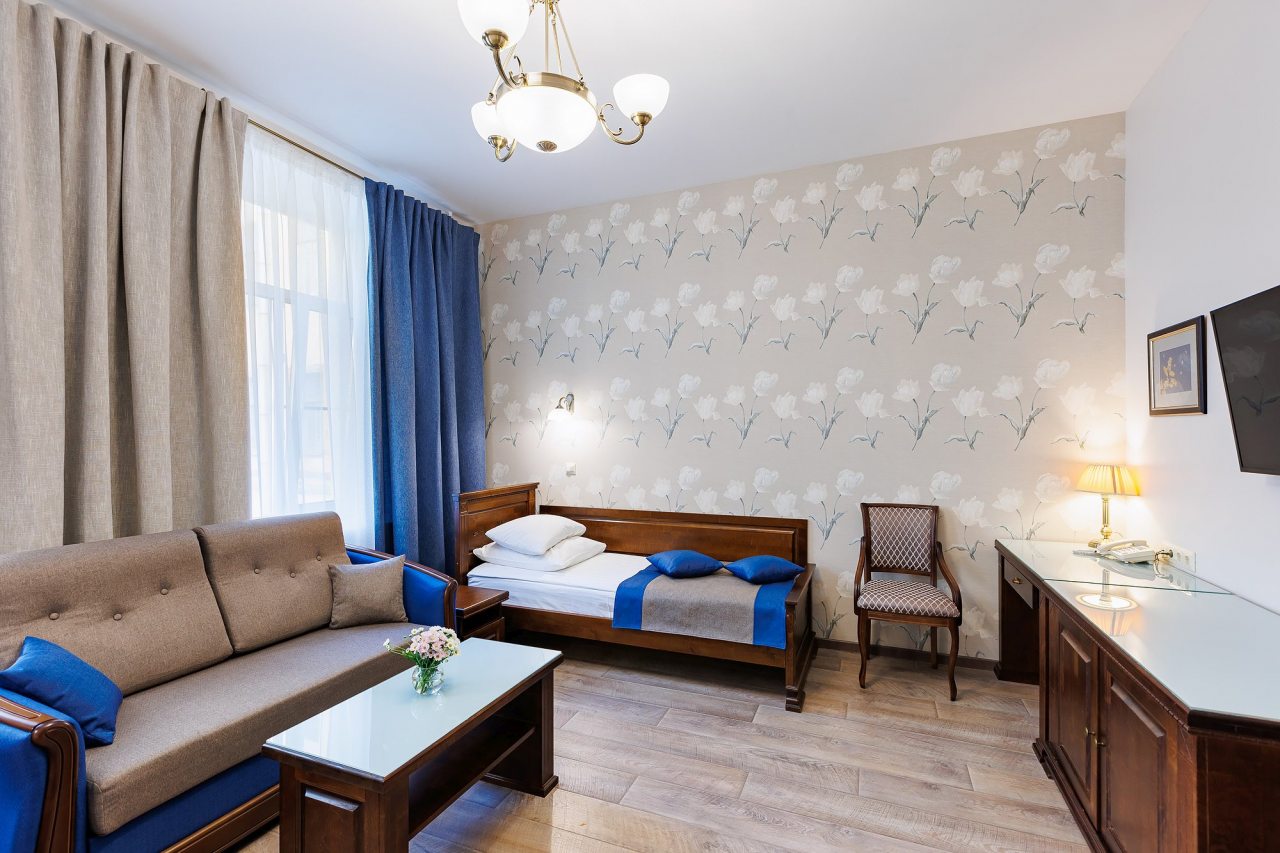 Трехместный (Трехместный номер Делюкс), Отель Северный Цветок